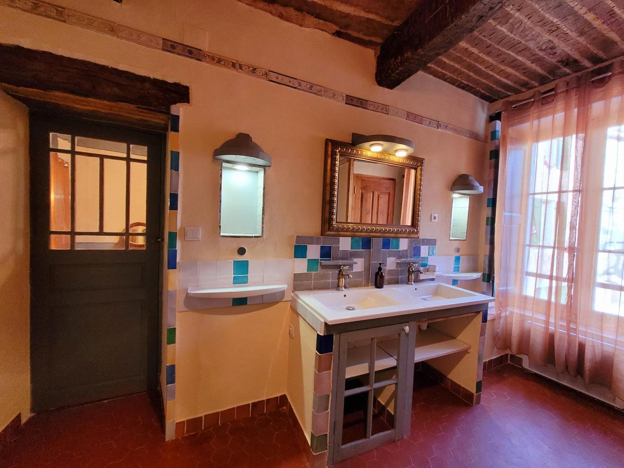 Au Puits De La Fontaine Hotel Tavernes Ruang foto